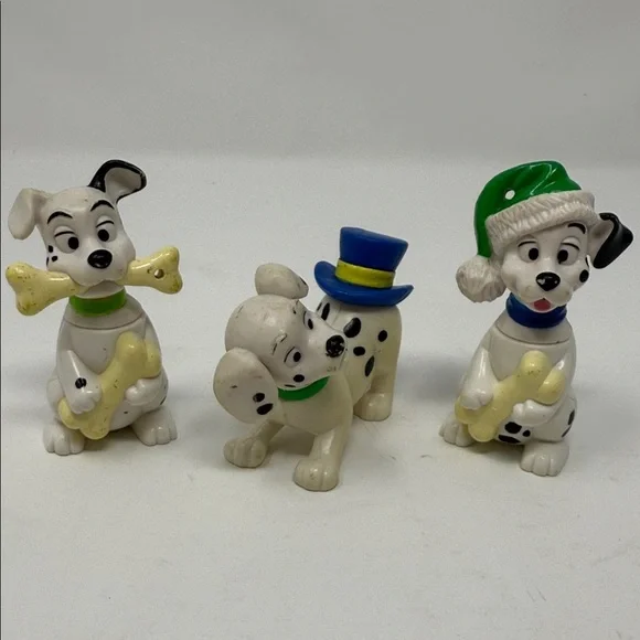 Vintage Walt Disney 101 Dalmatian Figurines  - White and Black 3” Christmas Toys