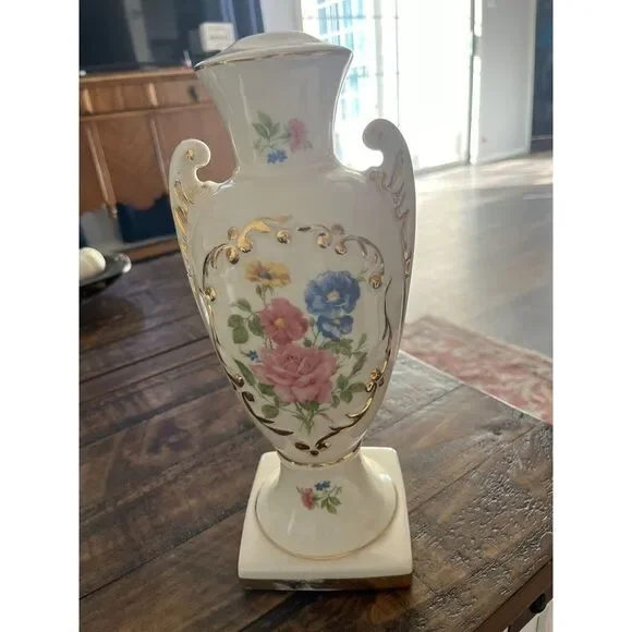 Vintage Lamp‎