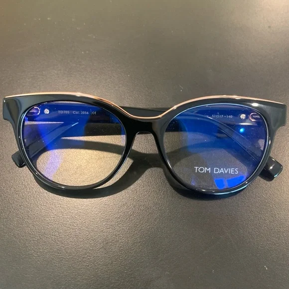TOM DAVIES TD705 Col 2056 Black  And Gold 51mm Ladies Cateye Glasses