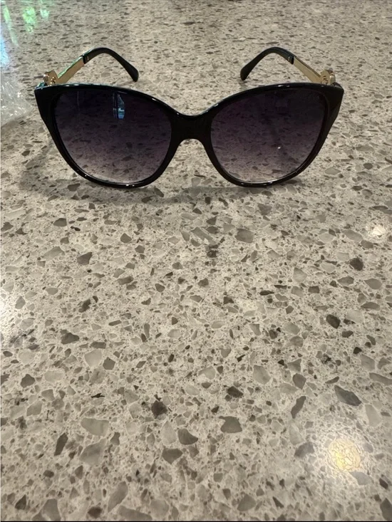 Michael Kors Black Cat-Eye Gradient Sunglasses