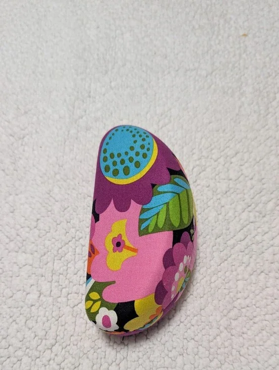 hard-shell clamshell case designed for eyeglasses or sunglasses by Vera Bradley.