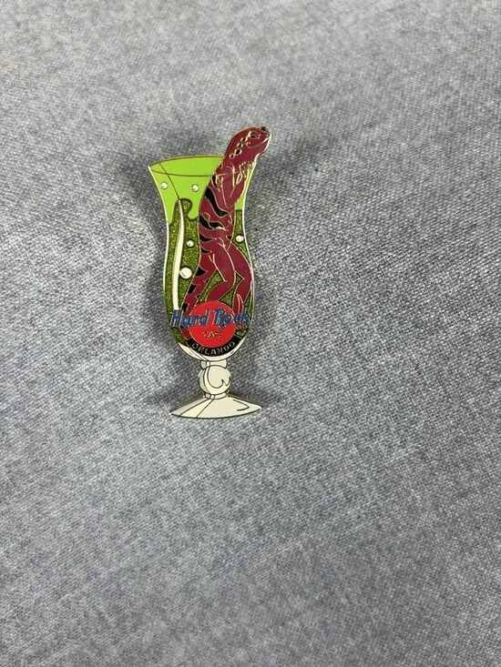 Hard Rock Cafe Orlando Dinosaur Hurricane Glass Green Glitter Pin