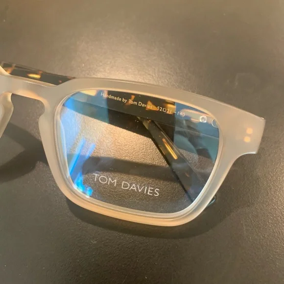 TOM DAVIES TD713 Col 2084  Matte Crystal / Tortoise. 52mm Rectangular Eyeglasses