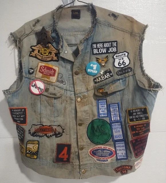 Vintage Lee Denim Vest Mens XL Blue Patches pins 70s Biker Trucker Cut Off Jean