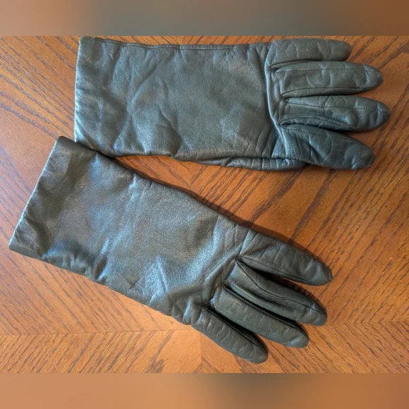 1950's Vintage Elegant Olive Green‎ Leather Gloves With 100% Cashmere Interior