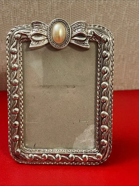 Vintage Silver Ornate Picture Frame with Bow and Faux Pearl – Victorian Style