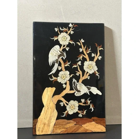 wall décor Signed mother of pearl and wood inlaid picture of birds‎