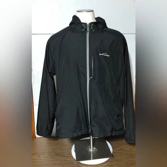 Eddie Bauer men’s or women’s Front Zip Adjustable Hood Black Lightweight Jacket