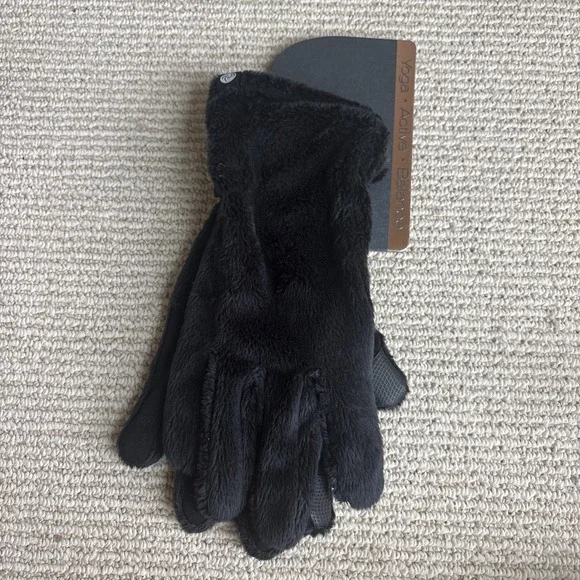 NWT Apana Cold Weather Active Black Fleece Touch Gloves S/M $24