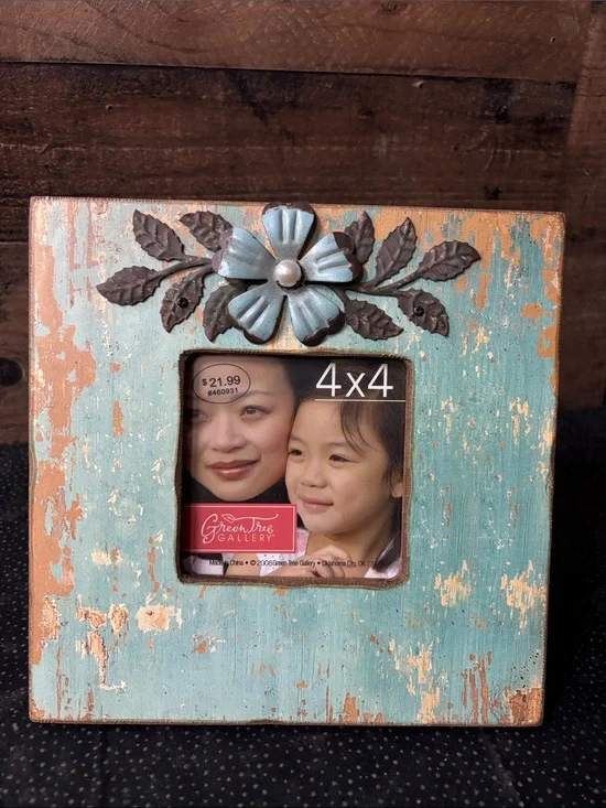 Distressed Aqua 4x4 Floral Photo Frame