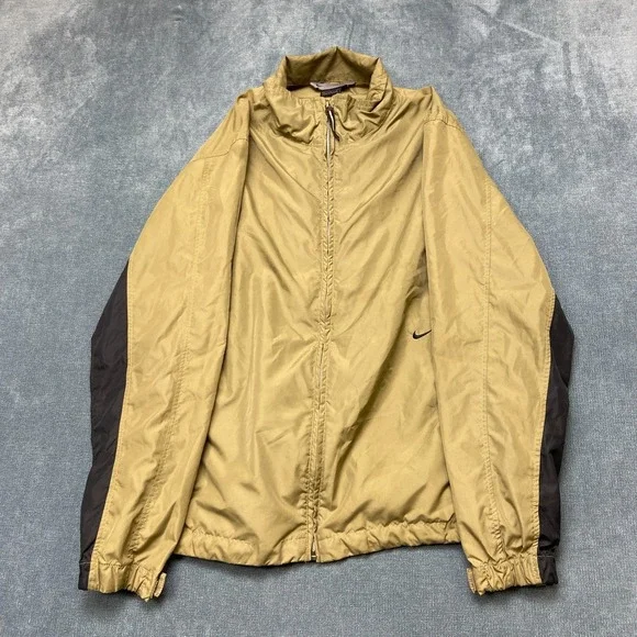 Nike Windbreaker Jacket Mens Medium Beige Athletic Sport Lightweight Full Zip