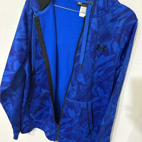 Under Armour Coldgear Black and Blue Zip-Up Hooded Jacket. NWOT.