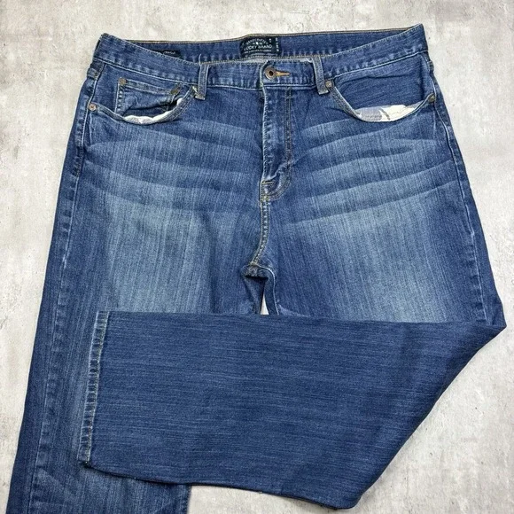 Lucky Brand Jeans Men's Size 38x30 221 Orginal Straight Med Wash Stretch Denim