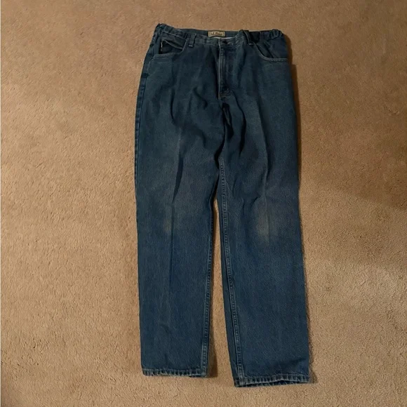 L.L. Bean Men's Straight Fit Blue 100 Percent Cotton Denim Jeans ❤️