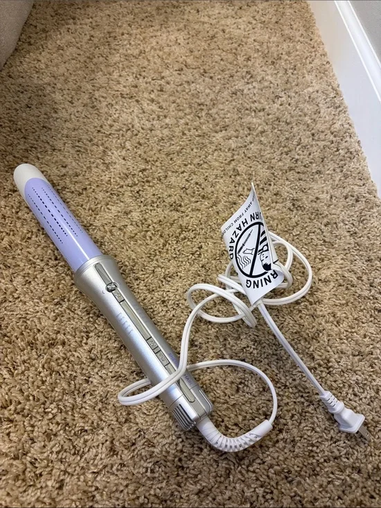 Lilac Barrel Curling Wand with Silver Handle