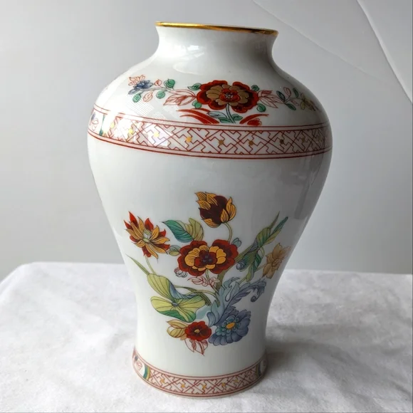 Vintage Haviland Limoges Cathay Floral Gold Trim Porcelain Vase