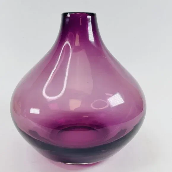 Vintage Amethyst Purple Art Glass Vase Bulbous Tear Drop Shape 6