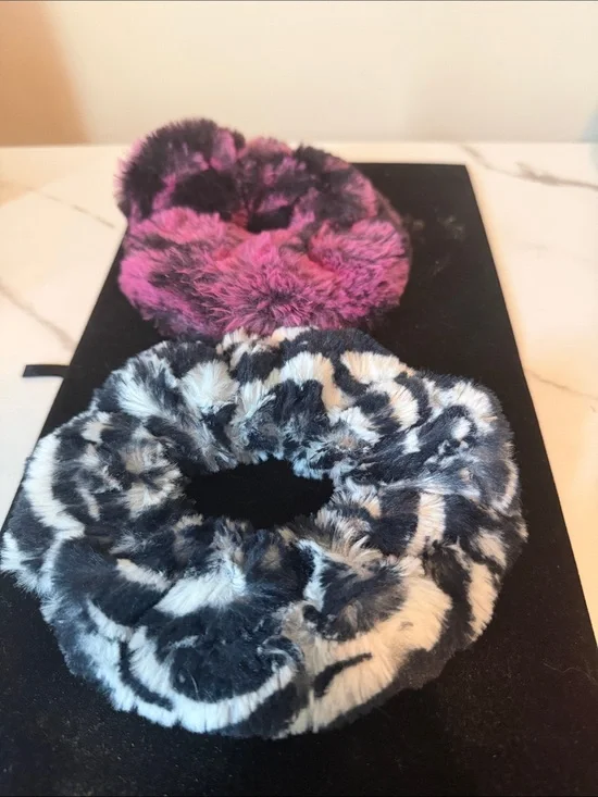 Faux Fur Hair Scrunchie Set - Black & White + Pink