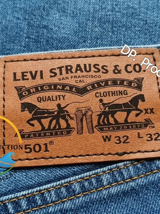 Levi's Men's Straight Blue Denim Jeans with Brown Patch