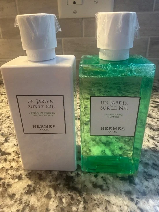 Hermès Un Jardin Sur Le Nil Liquid Shampoo and conditioner 200 mL / 6.5 fl oz