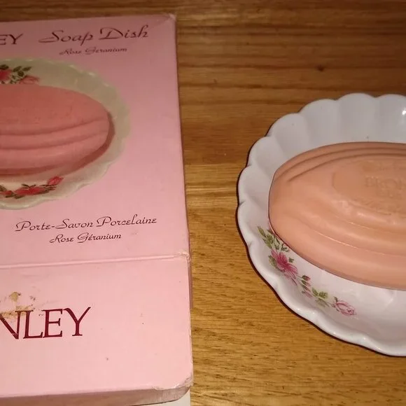 Bronnley soap Porcelain dish Rose Geranium Bar