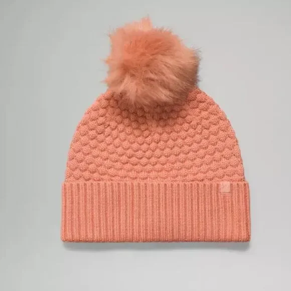 Lululemon Athletica Bubble Knit Pom Beanie Peach Rust Pom-Pom Hat Merino Wool