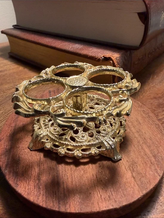 Ornate Vintage-Style Gold Metal lipstick holder