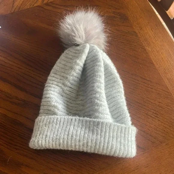Gray‎ Beanie