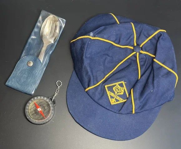 RM1019 Vintage Cub Scout Lot Hat, Utensil and Compass
