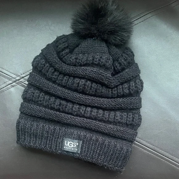 UGG Black Knit Beanie with Pom-Pom