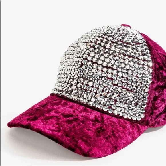CRYSTAL VELVET CAP
