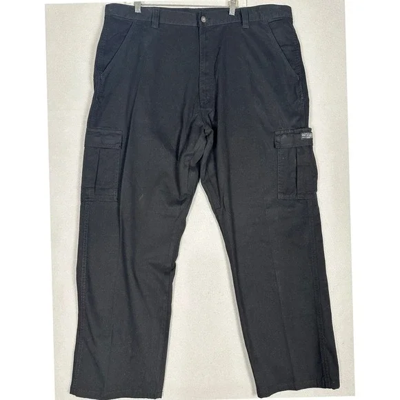 NEW Wrangler Pants Men 42X30 Black Loose Fit Cargo Tech Pocket Workwear Straight