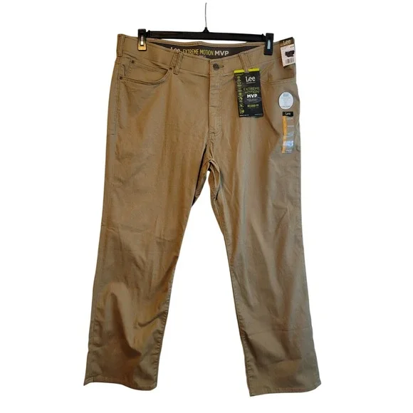 Lee Extreme Motion MVP Pants Mens 44x30 Tan Khaki Relaxed Fit Straight Leg New