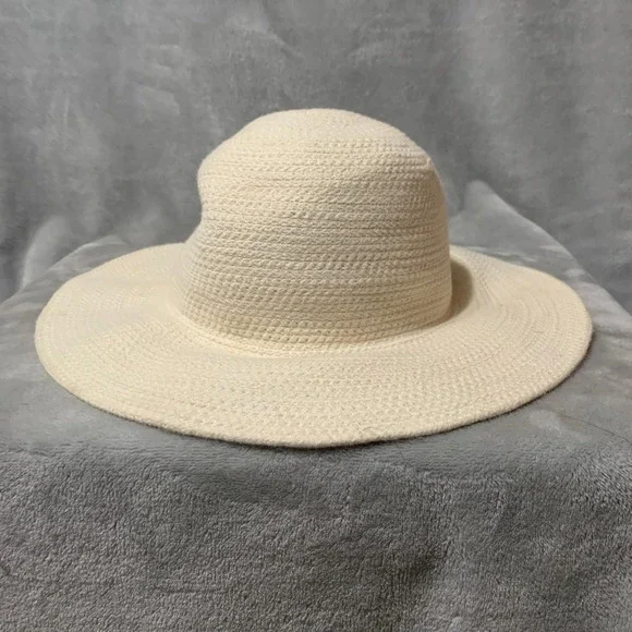 Target Women Cream Woven Cotton‎ Wide Brim Sun Hat Floppy Beach Summer Hat