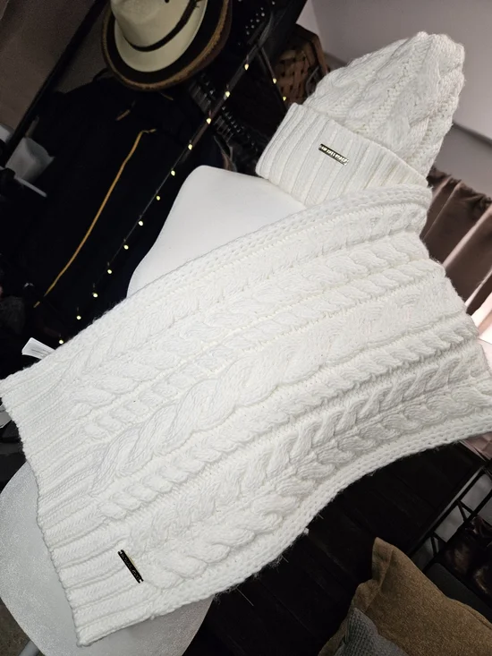 Michael Kors Cream Cable Knit Beanie and Scarf Set
