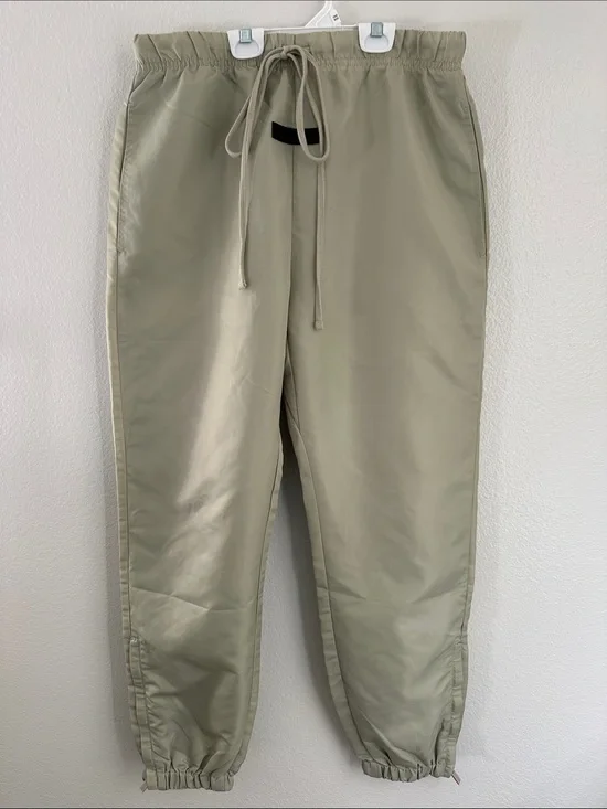 Essentials Fear of God Seafoam Green Nylon Drawstring Zipper Joggers SZ Medium