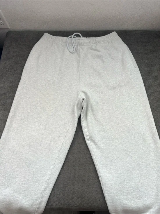 Aritzia Light Gray Men's Sweatpants with Drawstring