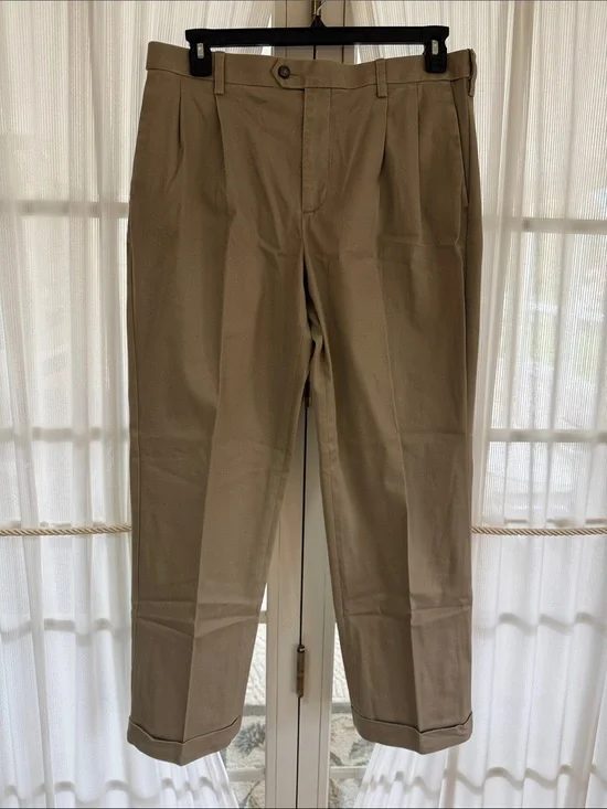 Croft & Barrow Classic Fit Khaki Chino Pants  Size 34x30