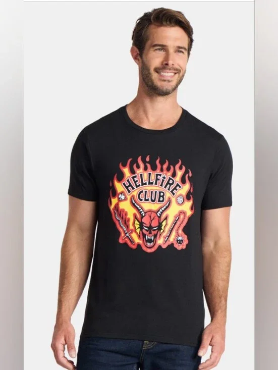 Netflix Stranger Things Hellfire Club Graphic T-Shirt Men's Size Medium