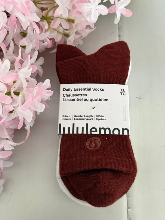 Lululemon‎ Daily Essential Crew Socks 3 Pack XL Rockwood White Blissful Pink NWT