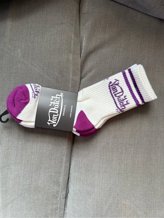 Von Dutch women’s White, tan, pink Crew Socks