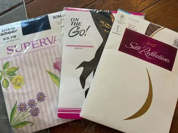 Lot of 3 Vintage Hanes and On The Go Ultra Sheer Pantyhose