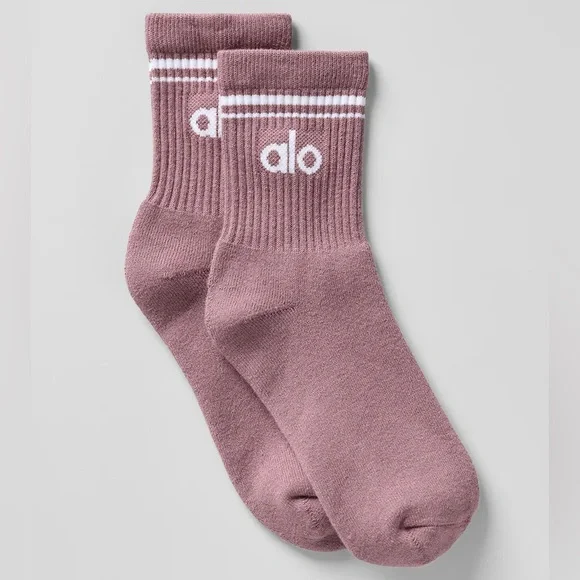 NWT ALO Unisex Half-Crew Throwback Sock Limited Edition Smoky Quartz/White Sz M
