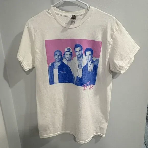 Big Time Rush 2023 Concert T Shirt WhiteTee with Pink and Blue Design