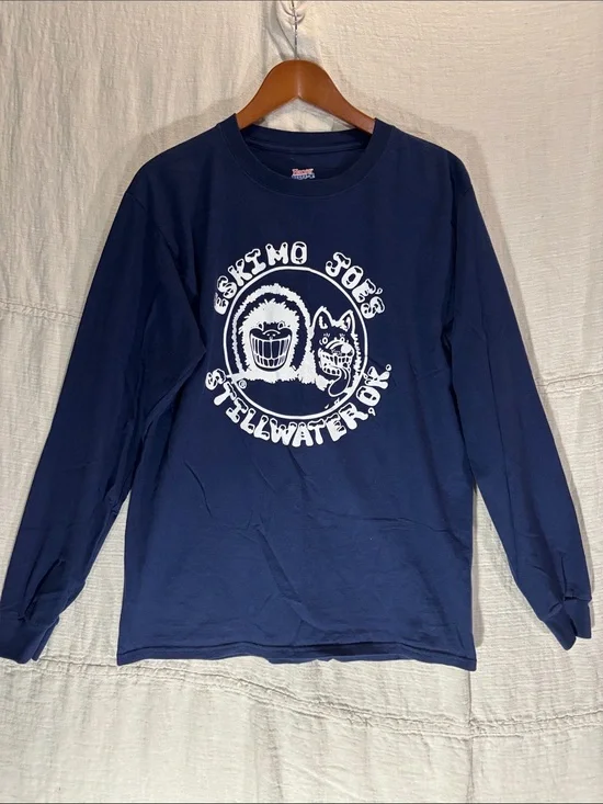 Eskimo Joe’s Stillwater OK Graphic Long Sleeve Shirt Navy Blue Hanes Beefy T Med