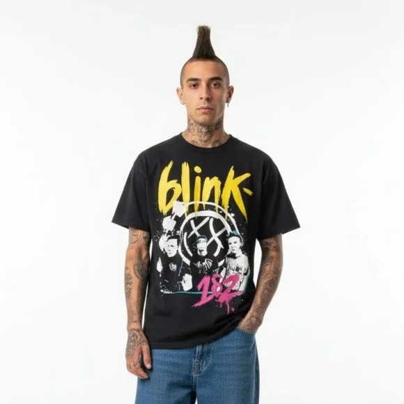 Blink 182 Summer 2009 Tour Shirt - Medium