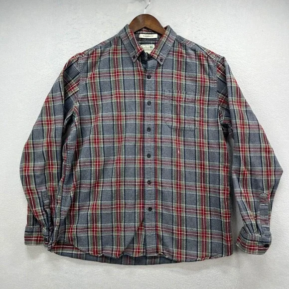 LL Bean Flannel Shirt Mens L Gray Red Scotch Plaid Traditional Outdoor Heritage