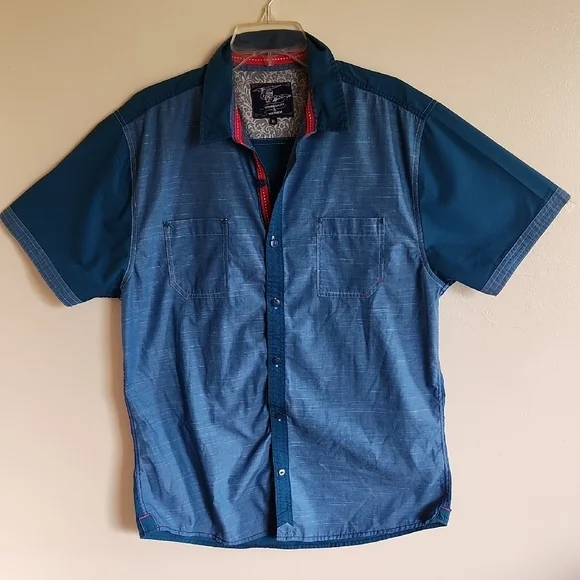 Tranquility‎ & Mayhem, Men's Blue Short Sleeve Shirt, Size XL