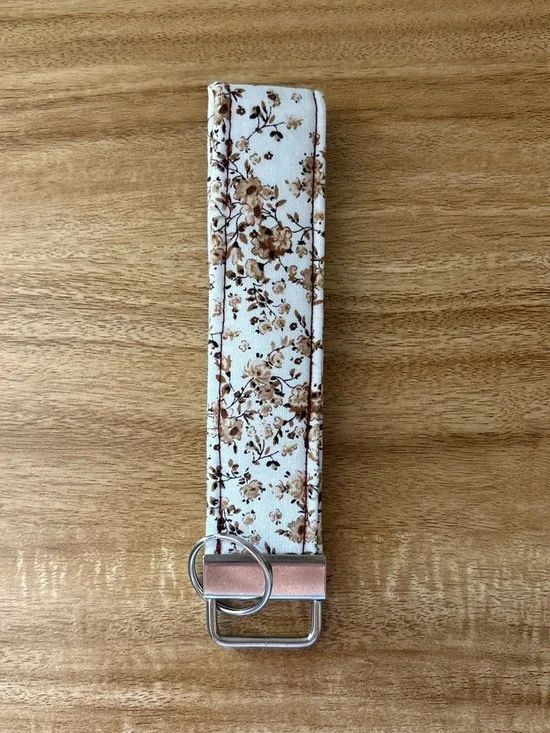 Floral Brown and Cream Wrist Key Fob Keychain