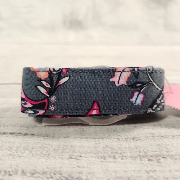 Vera Bradley Wide Lanyard Felicity Paisley Floral Navy Blue Pink 26737-R85 NWT